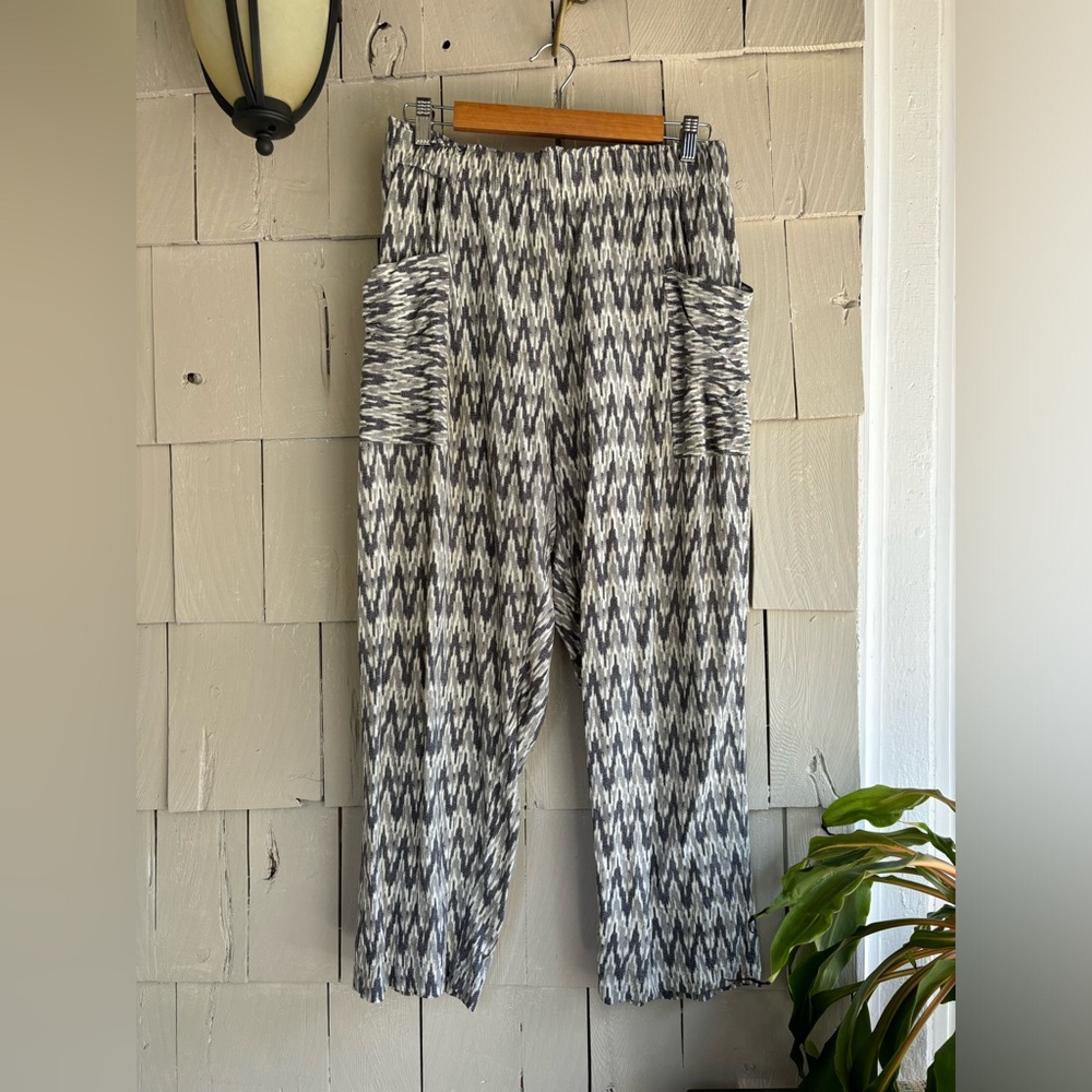 UO Ikat Print Pull on Pants